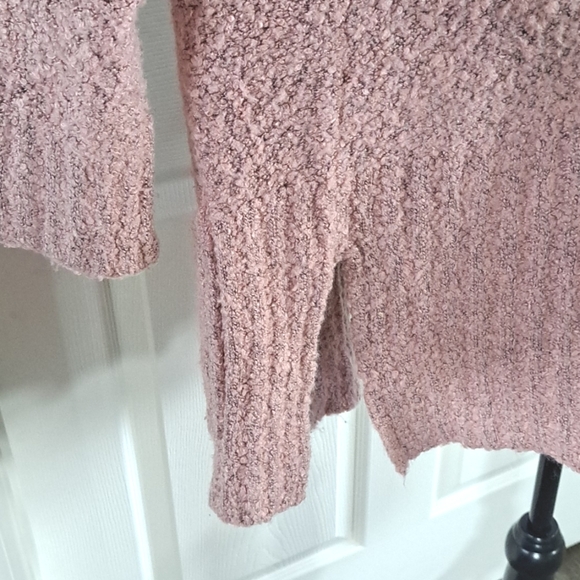 New York & Company Long Popcorn Pink Cardigan with Front Pockets - Picture 7 of 7